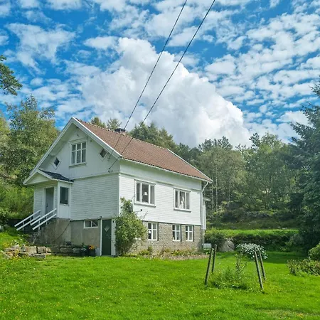 4 Bedroom Amazing In Farsund